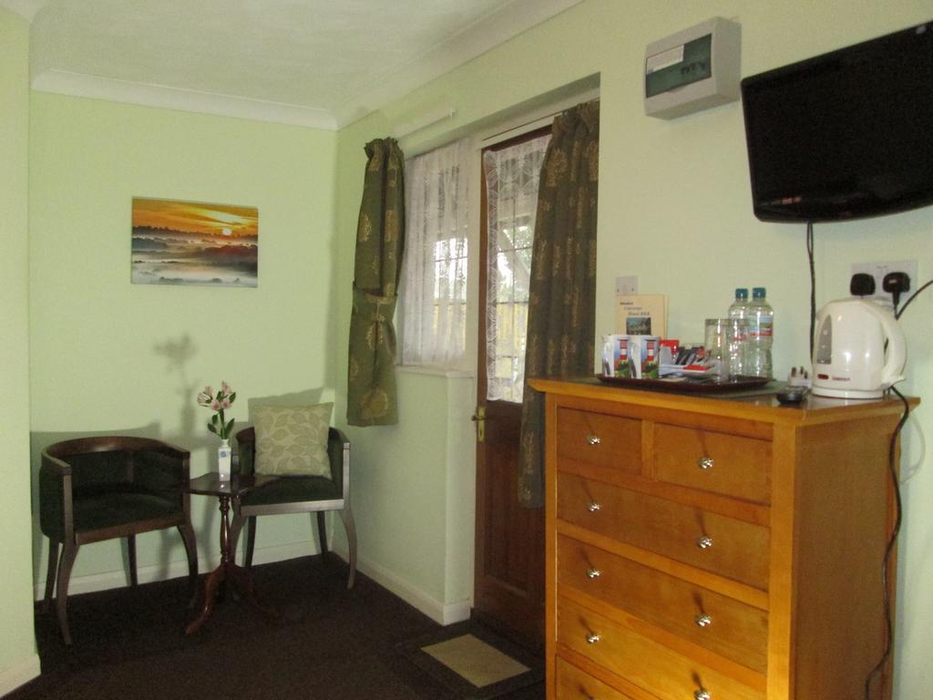 Crossways House Bed And Breakfast East Cowes Room photo